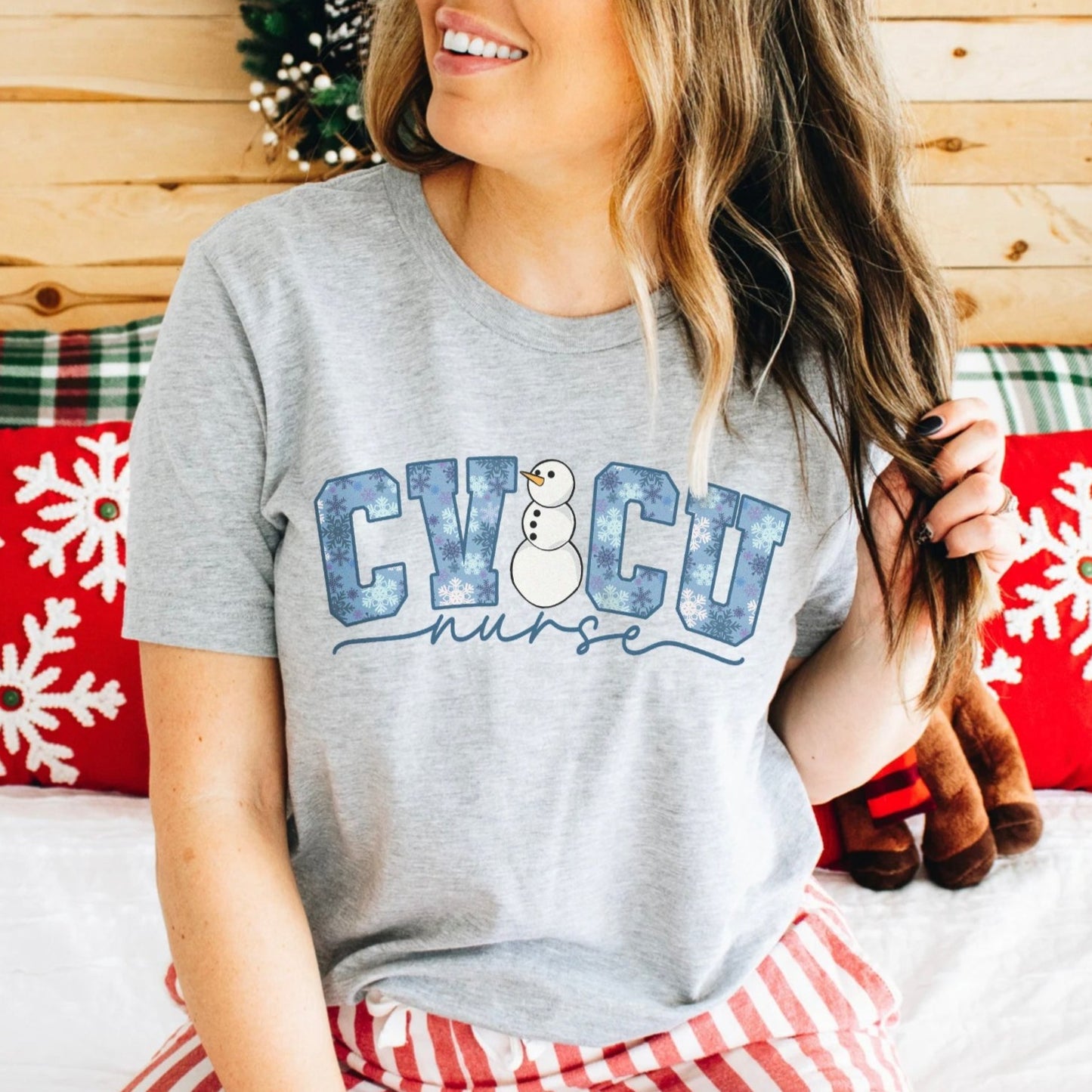 CVICU Nurse Christmas T-Shirt