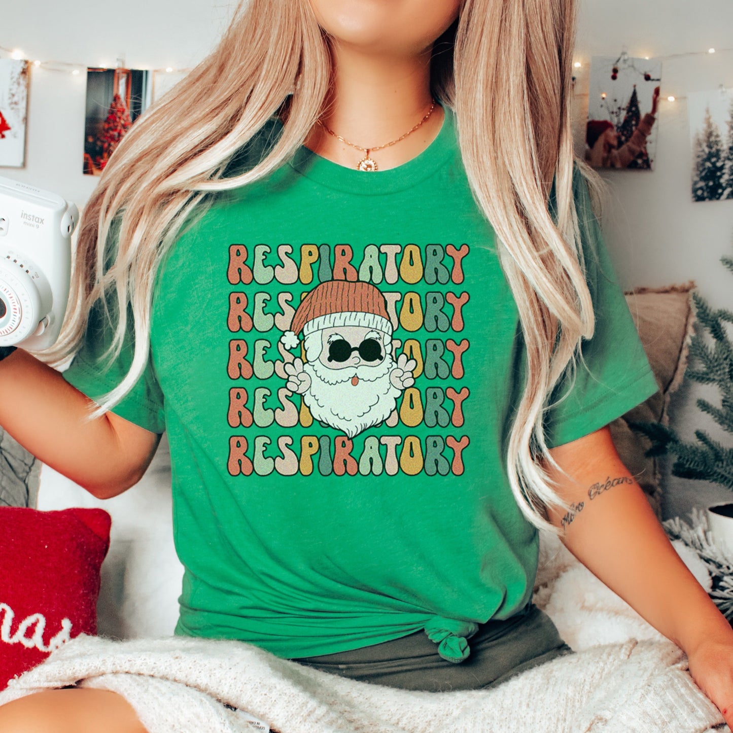 Retro Respiratory Therapist Christmas T-Shirt